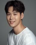 윤지온 배우