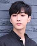 진영 배우
